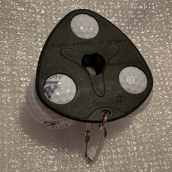 NWOT -  PAYGE Golf Ball Triangle Holder W/Bag or Belt Clip & 3 New Balls - Picture 5 of 7